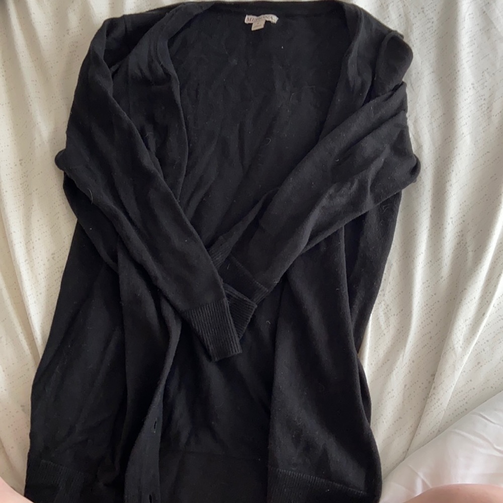 Black 3/4 length sleeve Sweater